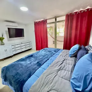 Apartamento Unico En 3 Habitaciones, 3 Banos, Terrazas, Hamaca, Estacionamiento, Smartv, Wifi Y Decoracion Brutal Estilo Art Deco - Moderno